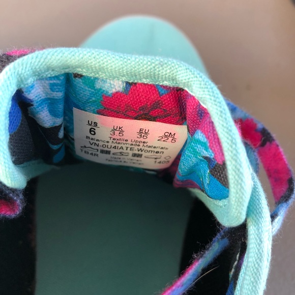 VAN’s Mint green shoes size 6 women - Picture 5 of 5